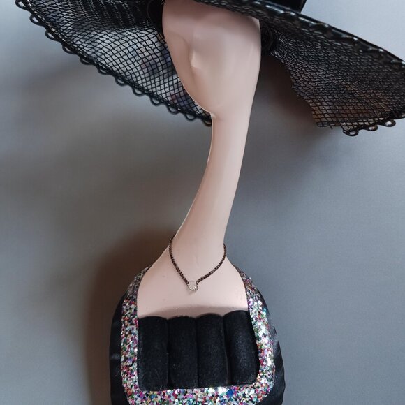 Black Hat Woman Earring Ring Small Jewelry Display - Picture 7 of 11